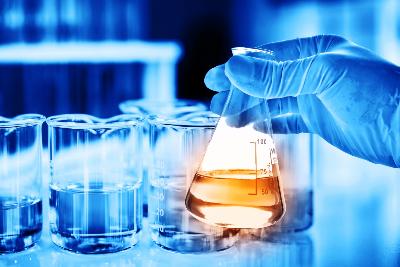 les risques li  l'utilisation de produits cancrignes, mutagnes et tratognes